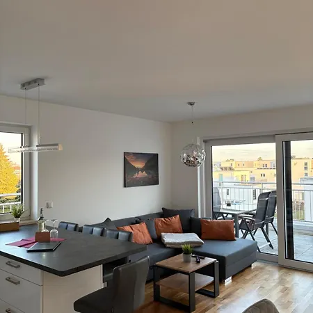 Modernes Serviced - Penthouse View *