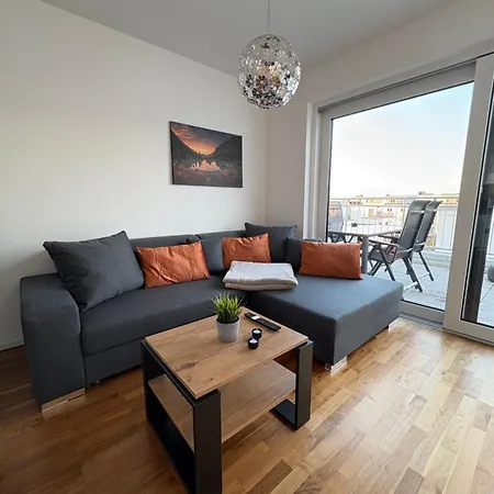 Modernes Serviced - Penthouse View Apartment Noerdlingen