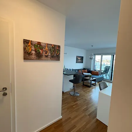 Modernes Serviced - Penthouse View * نوردلينغن