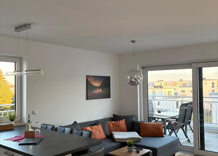 Modernes Serviced - Penthouse View *