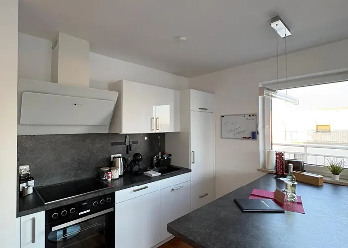 Modernes Serviced - Penthouse View דירה *